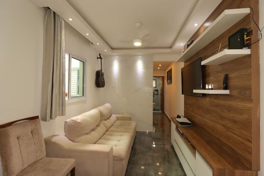 Sala de apartamento à venda com 2 quartos, 61m² em Parque Novo Oratório, Santo André