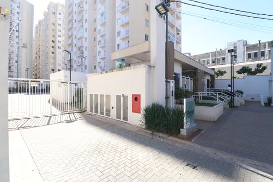 Fachada  de apartamento à venda com 2 quartos, 37m² em Barra Funda, São Paulo