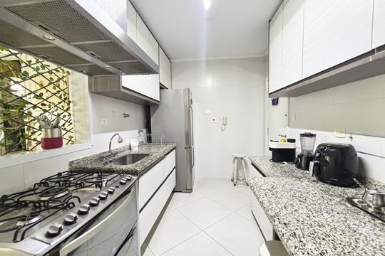 Cozinha de apartamento à venda com 2 quartos, 103m² em Recanto Paraíso, São Paulo