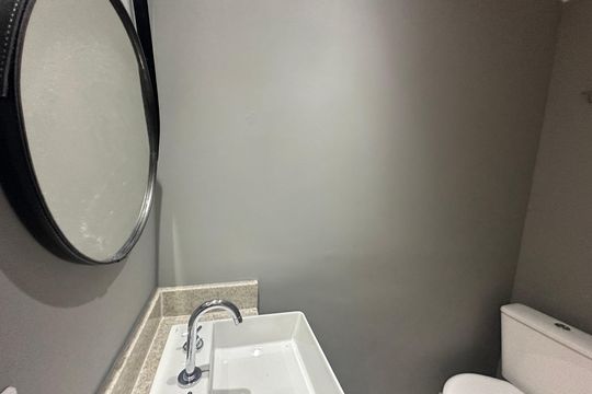 Banheiro de apartamento para alugar com 2 quartos, 45m² em Bethaville I, Barueri