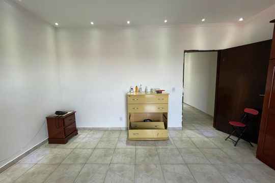 Quarto 1 de casa à venda com 3 quartos, 219m² em Cidade Intercap, Taboão da Serra