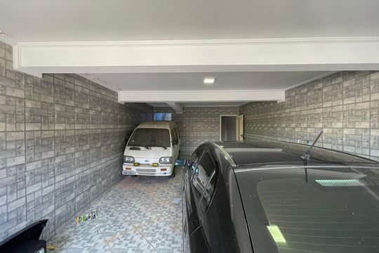 Garagem de casa à venda com 3 quartos, 219m² em Cidade Intercap, Taboão da Serra