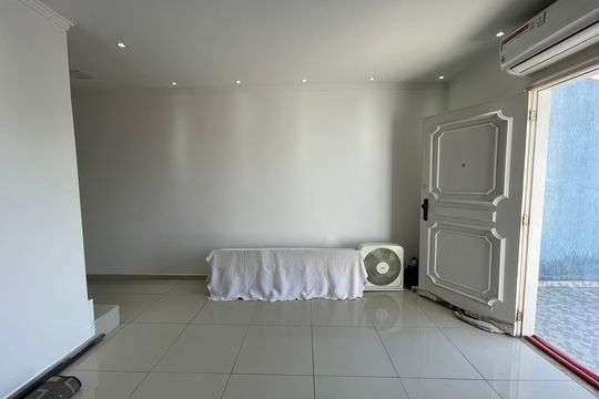 Sala de casa à venda com 3 quartos, 219m² em Cidade Intercap, Taboão da Serra