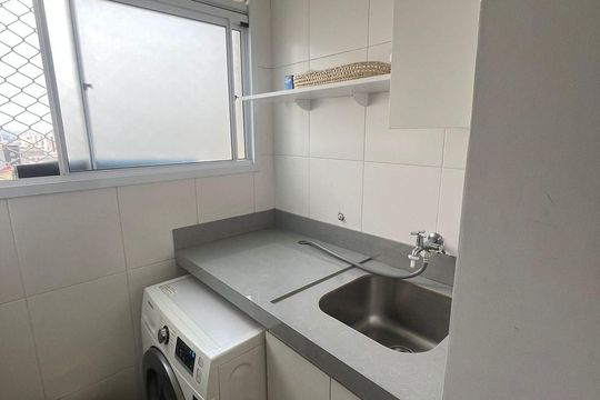 Área de serviço de apartamento para alugar com 2 quartos, 60m² em Campestre, Santo André