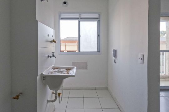 Lavanderia de apartamento para alugar com 2 quartos, 37m² em Vila Jaraguá, São Paulo