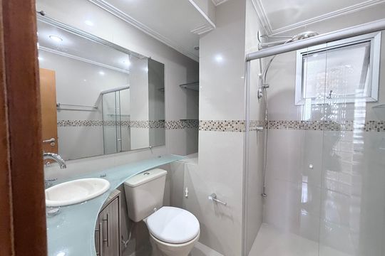 Banheiro de apartamento à venda com 2 quartos, 61m² em Vila Formosa, São Paulo