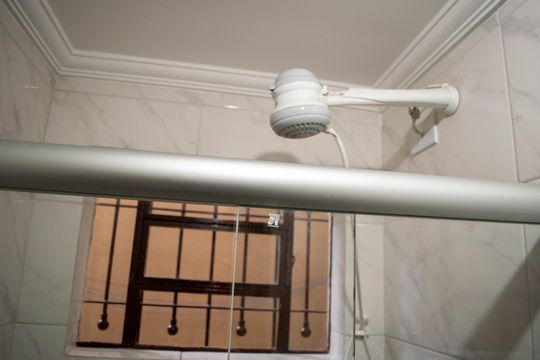 Banheiro de casa para alugar com 3 quartos, 300m² em Penha de França, São Paulo