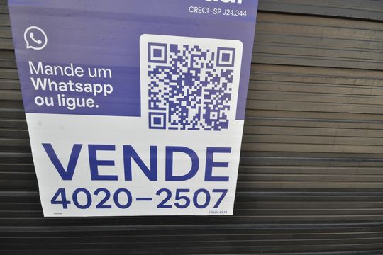 Placa de casa à venda com 3 quartos, 120m² em Jardim Brasil (zona Norte), São Paulo