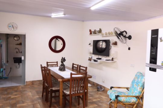 Cozinha de casa à venda com 4 quartos, 205m² em Jardim Santa Adelia, São Paulo