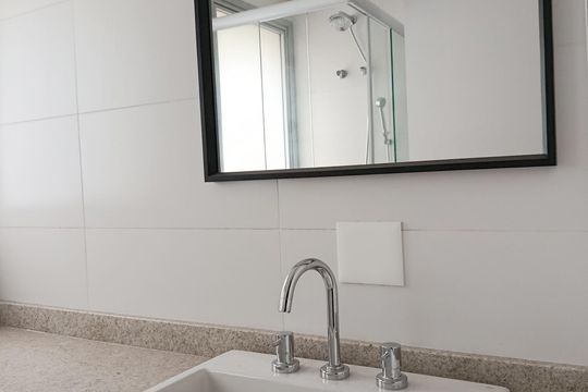 Banheiro da Suíte de apartamento à venda com 1 quarto, 80m² em Cerqueira César, São Paulo