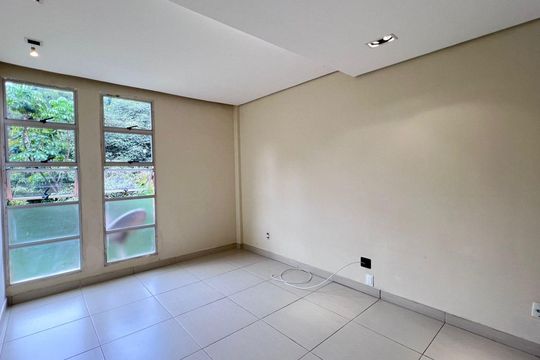 Apartamento para alugar com 2 quartos, 72m² em Estrela Dalva, Belo Horizonte