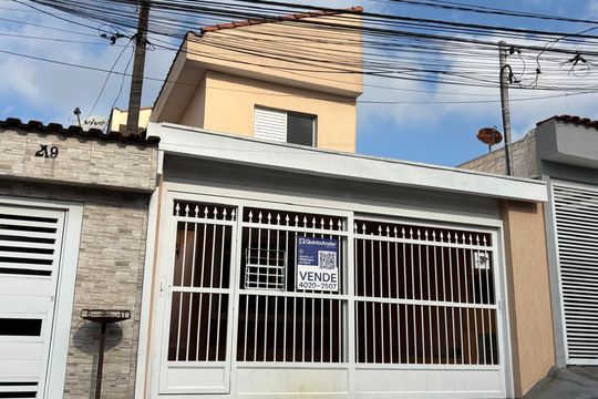 Casa à venda com 4 quartos, 170m² em Alves Dias, São Bernardo do Campo
