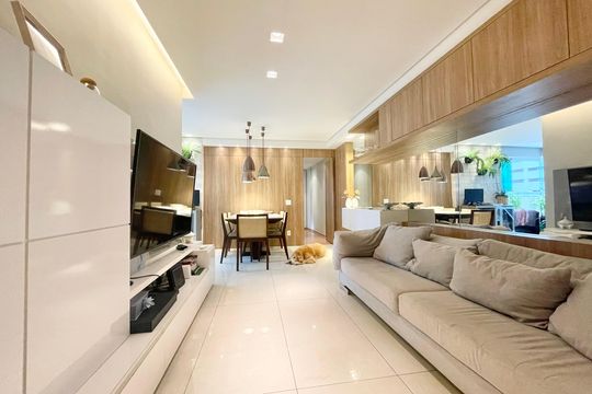 Apartamento à venda com 2 quartos, 77m² em Vila da Serra, Nova Lima