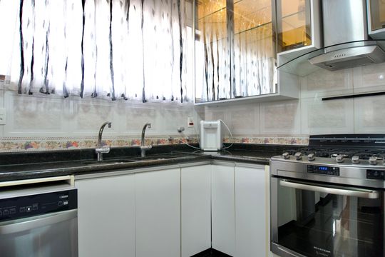 Cozinha de apartamento à venda com 4 quartos, 164m² em Cidade Nova, Belo Horizonte