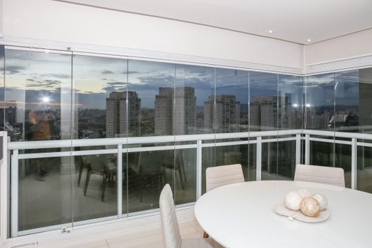 Sala e Varanda Gourmet de apartamento à venda com 2 quartos, 80m² em Água Branca, São Paulo