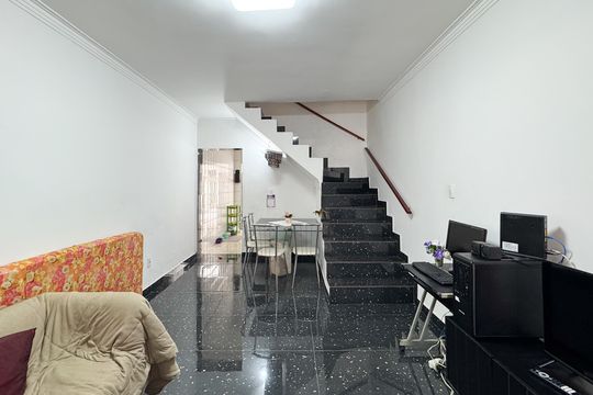 Casa à venda com 2 quartos, 76m² em Jardim Olavo Bilac, São Bernardo do Campo