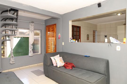 Casa à venda com 4 quartos, 250m² em Jardim Santana, São Paulo