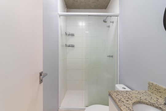 Banheiro de apartamento para alugar com 2 quartos, 46m² em Santana, São Paulo