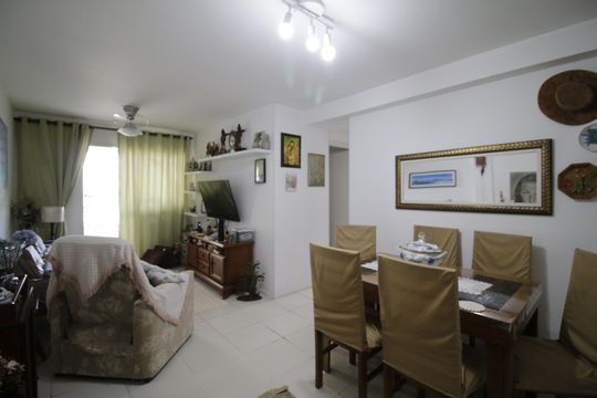 Sala de apartamento à venda com 2 quartos, 67m² em Pechincha, Rio de Janeiro