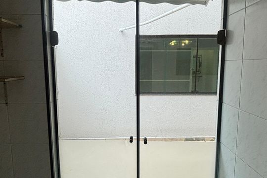 Área de Serviço de casa à venda com 4 quartos, 320m² em Campestre, Santo André