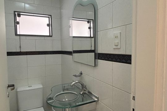 Lavabo de casa para alugar com 4 quartos, 320m² em Campestre, Santo André