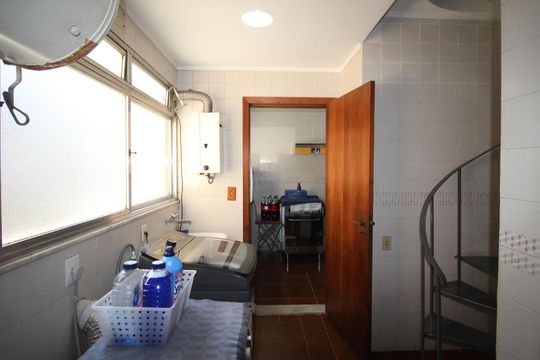 Área de Serviço de apartamento à venda com 3 quartos, 296m² em Auxiliadora, Porto Alegre