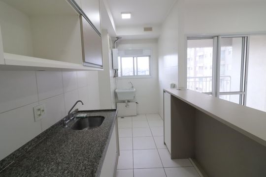 Cozinha de apartamento à venda com 1 quarto, 40m² em Umuarama, Osasco