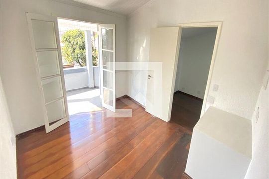 Casa para alugar com 3 quartos, 373m² em Parque Terra Nova, São Bernardo do Campo