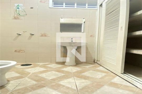 Casa para alugar com 3 quartos, 373m² em Parque Terra Nova, São Bernardo do Campo
