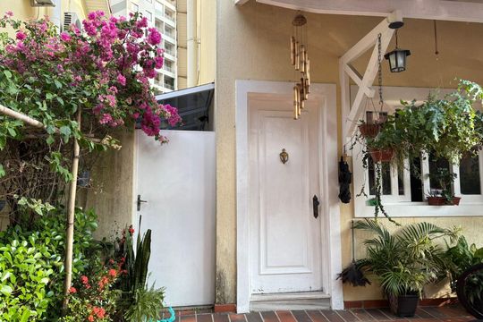Casa de Condomínio à venda com 3 quartos, 225m² em Jardim Lucia, São Paulo