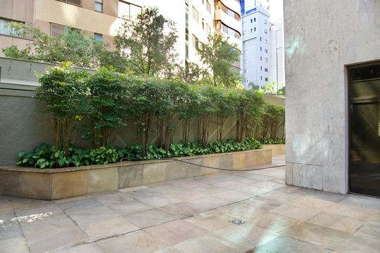 Área comum de apartamento para alugar com 6 quartos, 370m² em Lourdes, Belo Horizonte