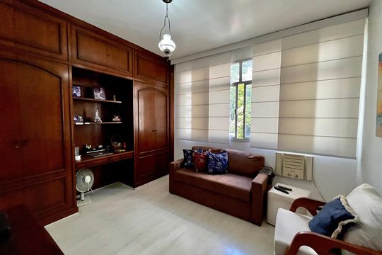 Quarto 2 de apartamento à venda com 3 quartos, 110m² em Copacabana, Rio de Janeiro