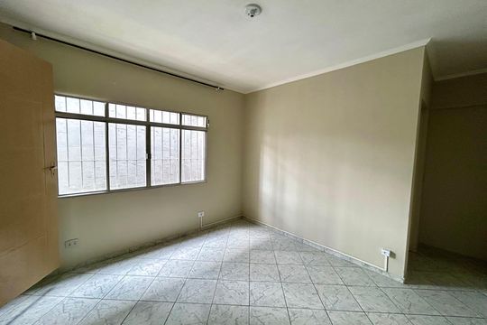 Quarto Suíte 1 de casa para alugar com 2 quartos, 120m² em Jardim Adriana, Guarulhos