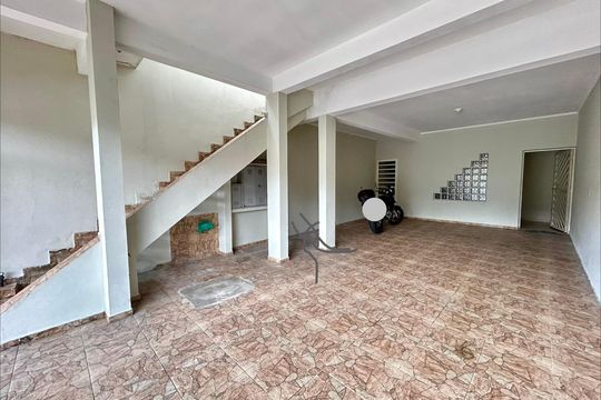 Garagem de casa para alugar com 2 quartos, 120m² em Jardim Adriana, Guarulhos