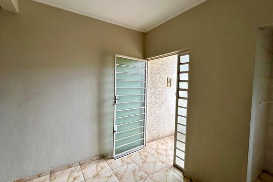 Copa de casa para alugar com 2 quartos, 120m² em Jardim Adriana, Guarulhos