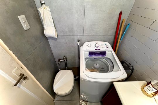 Kitnet/Studio à venda com 1 quarto, 26m² em Laranjeiras, Rio de Janeiro