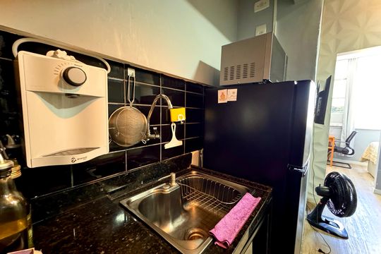 Kitnet/Studio à venda com 1 quarto, 26m² em Laranjeiras, Rio de Janeiro