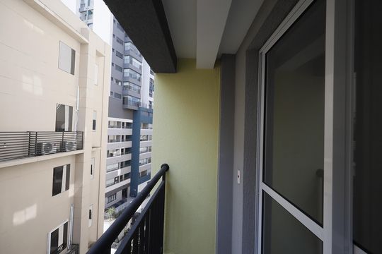 Varanda  de apartamento à venda com 1 quarto, 28m² em Vila Gustavo, São Paulo