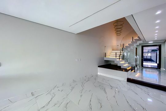 Casa à venda com 3 quartos, 200m² em Vila Prudente, São Paulo
