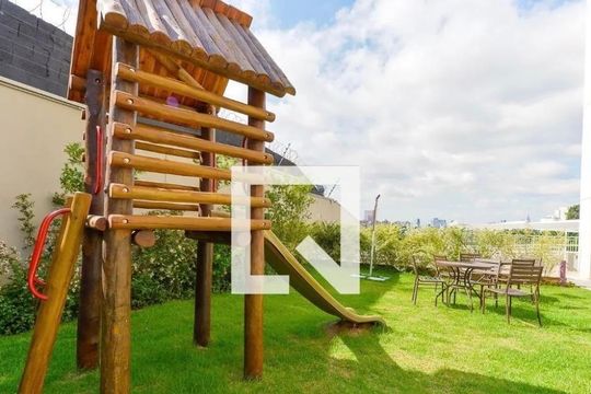 Apartamento à venda com 1 quarto, 30m² em Alto de Pinheiros, São Paulo