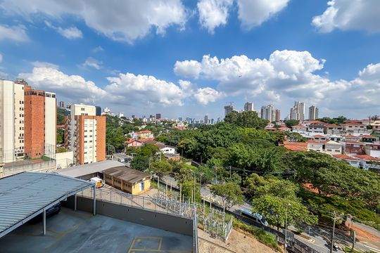 Apartamento à venda com 1 quarto, 30m² em Alto de Pinheiros, São Paulo