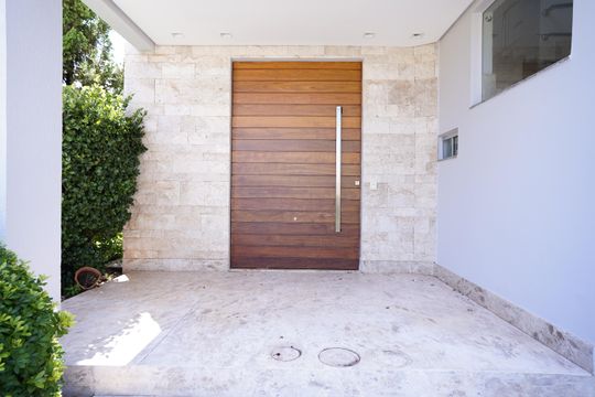Casa de Condomínio para alugar com 3 quartos, 470m² em Condomínio do Lago 1ª Etapa, Goiânia