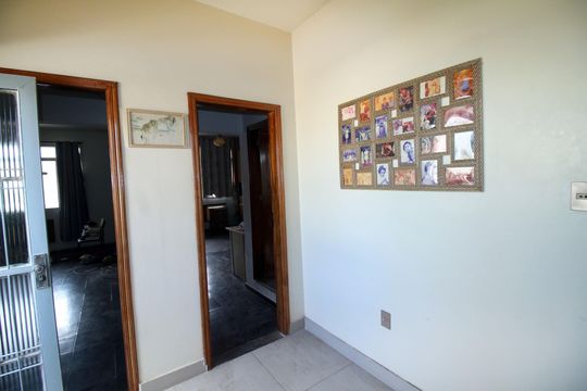 Sala 2 de casa à venda com 4 quartos, 230m² em Penha Circular, Rio de Janeiro