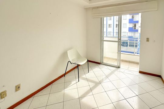 Sala de Jantar de apartamento para alugar com 2 quartos, 63m² em Praia Comprida, São José