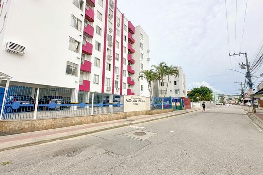 Vista da Rua de apartamento para alugar com 2 quartos, 63m² em Praia Comprida, São José