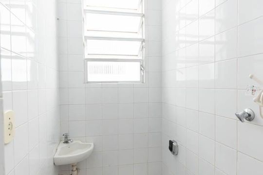 Banheiro de serviço de apartamento à venda com 3 quartos, 116m² em Vila Isabel, Rio de Janeiro