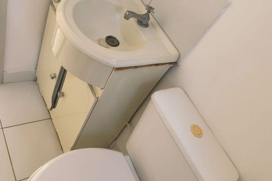 Banheiro de apartamento para alugar com 2 quartos, 390m² em Morro Santana, Porto Alegre