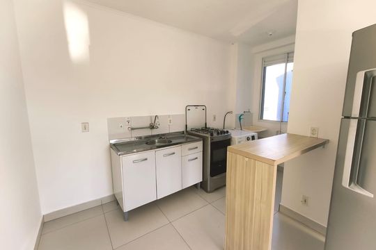 Cozinha de apartamento para alugar com 2 quartos, 390m² em Morro Santana, Porto Alegre