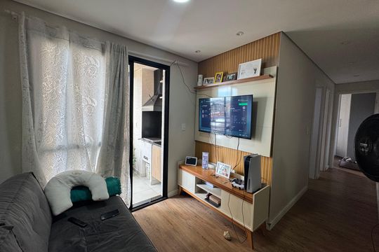 Sala de apartamento à venda com 2 quartos, 49m² em Recanto das Rosas, Osasco