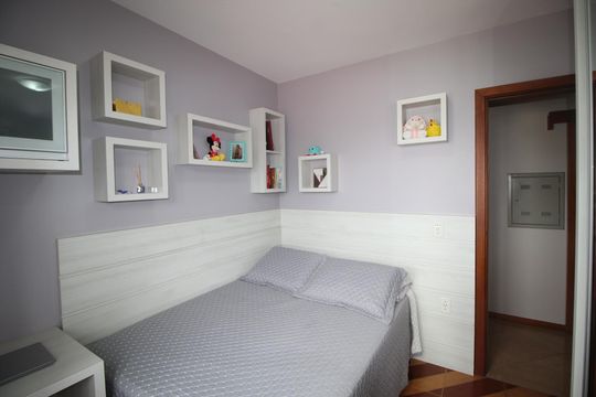 Quarto 2 de apartamento para alugar com 3 quartos, 110m² em Vila Ipiranga, Porto Alegre